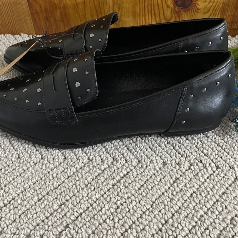 FRYE AND CO. WOMEN’S ELARA LOAFERS - Picture 6 of 6